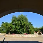 Masseria Peppeturro 3* Cisternino