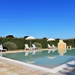 Masseria Peppeturro 3* Cisternino