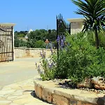 Masseria Peppeturro Bed & Breakfast
